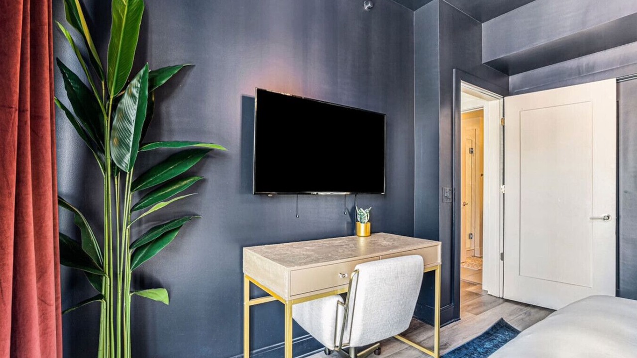 Photo of Bedroom in Buckhead