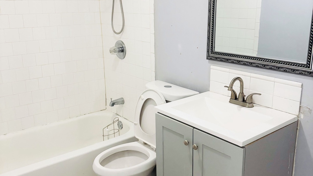 Photo of Bathroom in Stone Mountain