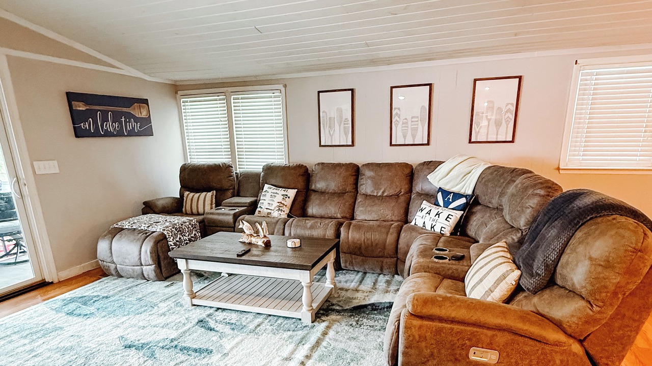 Photo of Livingroom in Summerton