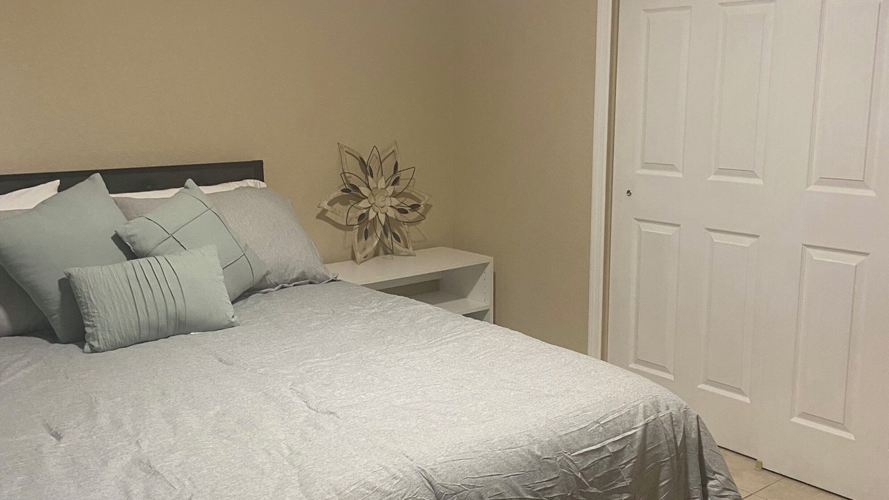 Photo of Bedroom in Palm Harbor