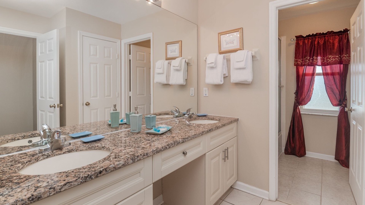 Photo of Bathroom in Windsor Palms