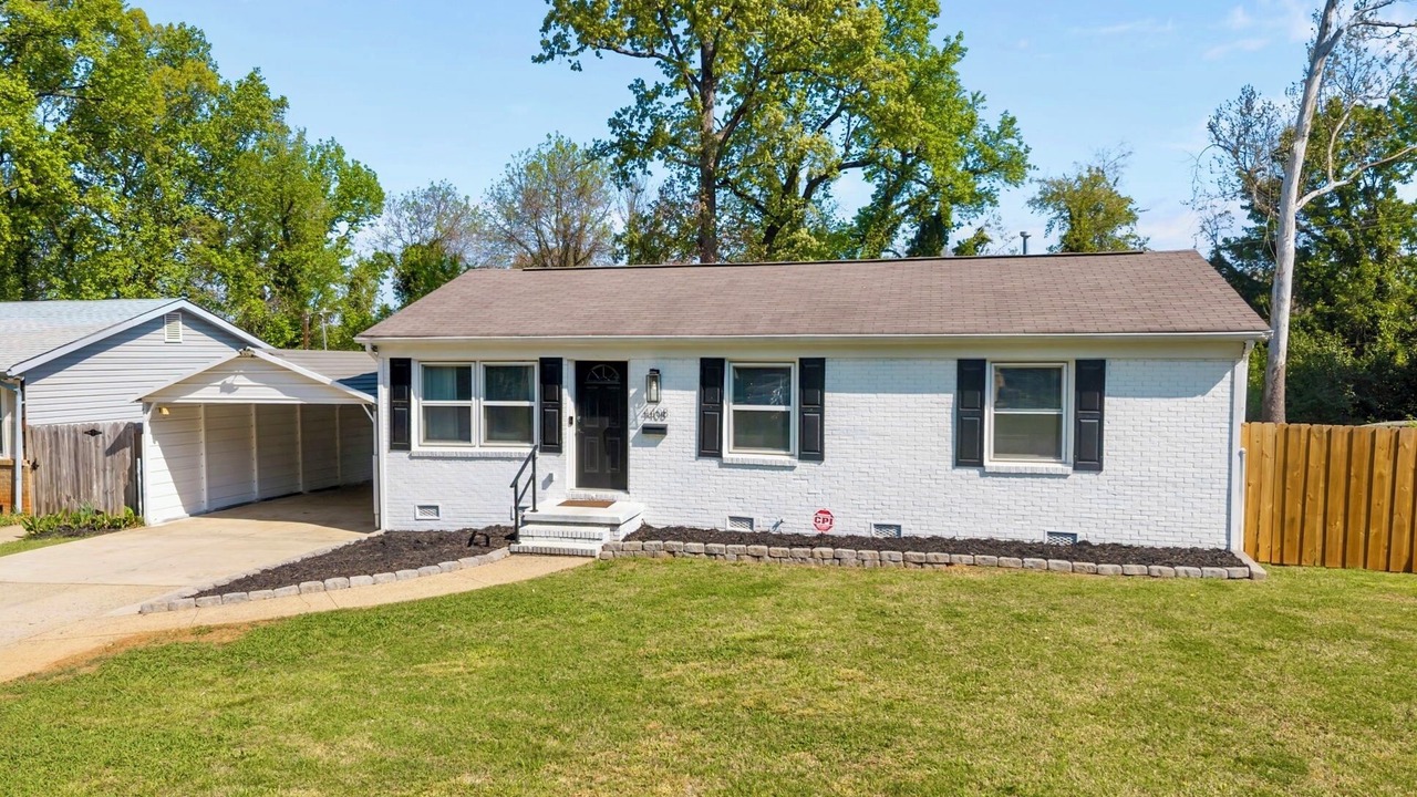 Photo of Outdoor in Paw Creek