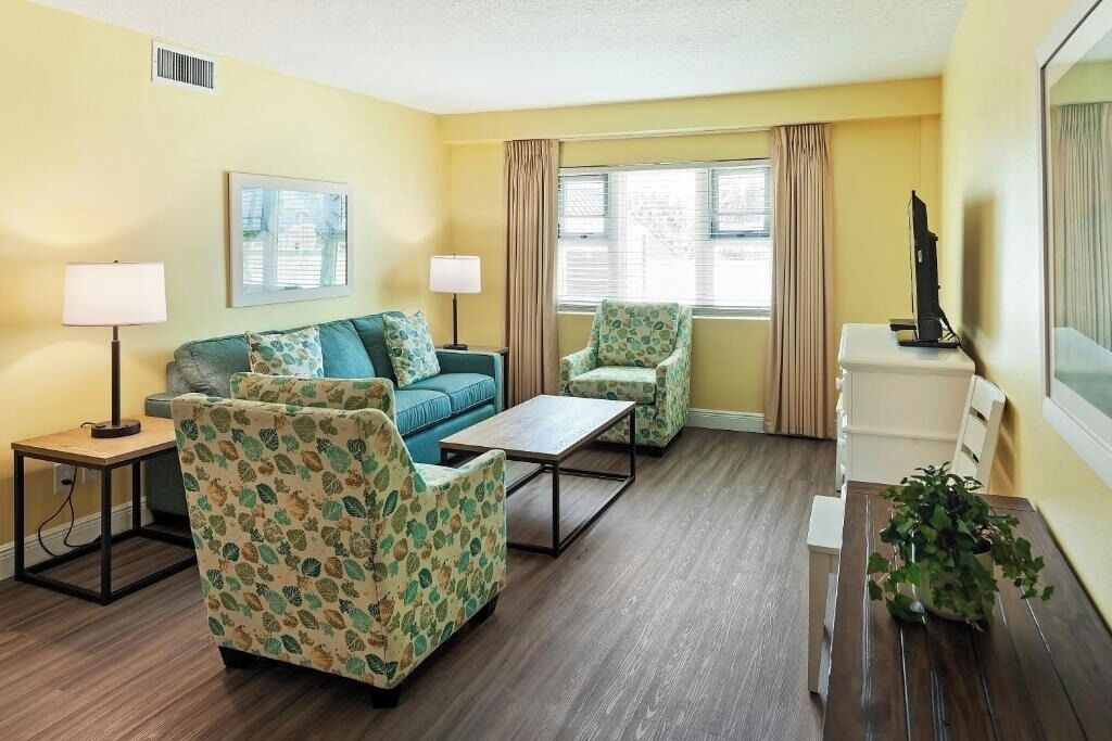 Photo of Livingroom in Ormond Beach