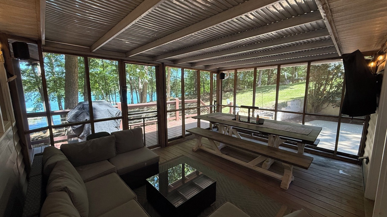 Photo of Livingroom in Townville