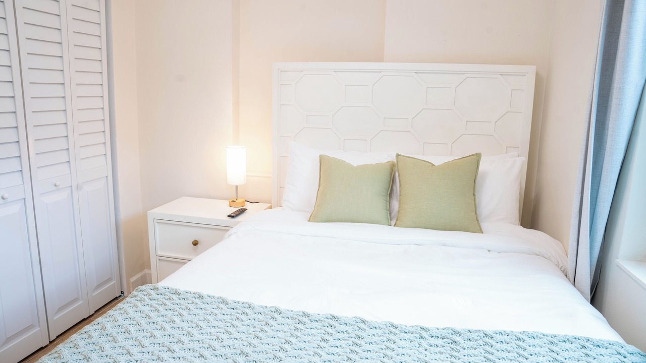 Photo of Bedroom in Sunset