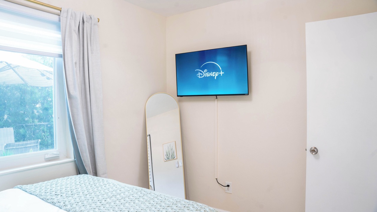 Photo of Bedroom in Sunset