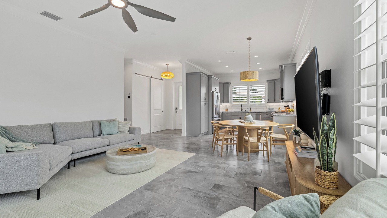 Photo of Livingroom in Port Orange