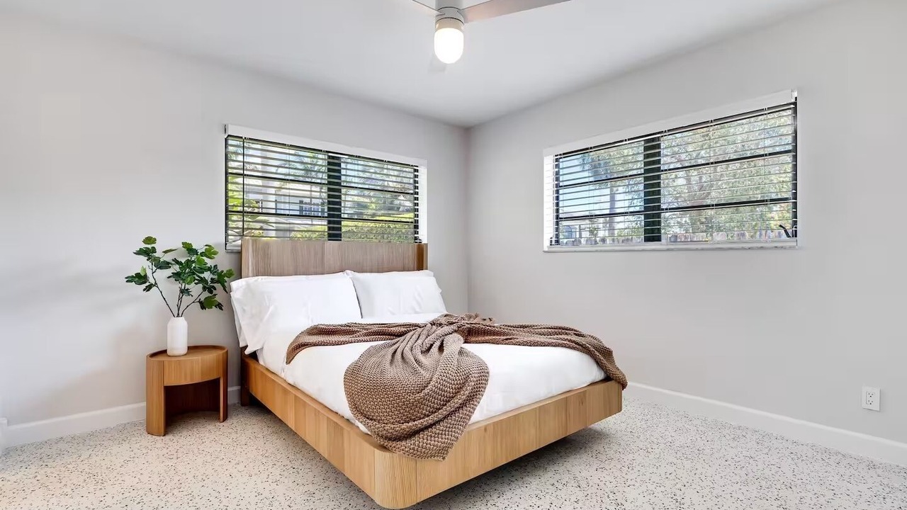 Photo of Bedroom in Lauderdale Harbours