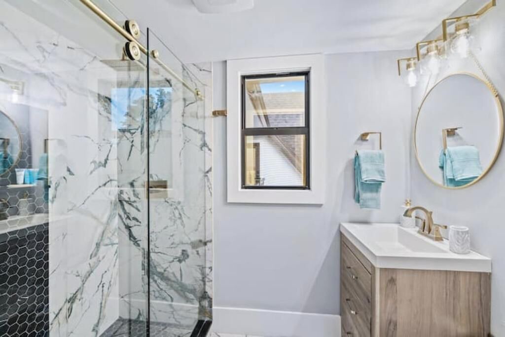 Photo of Bathroom in Hunt Club