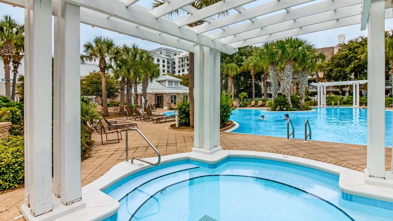 Photo of Outdoor in Baytowne Wharf