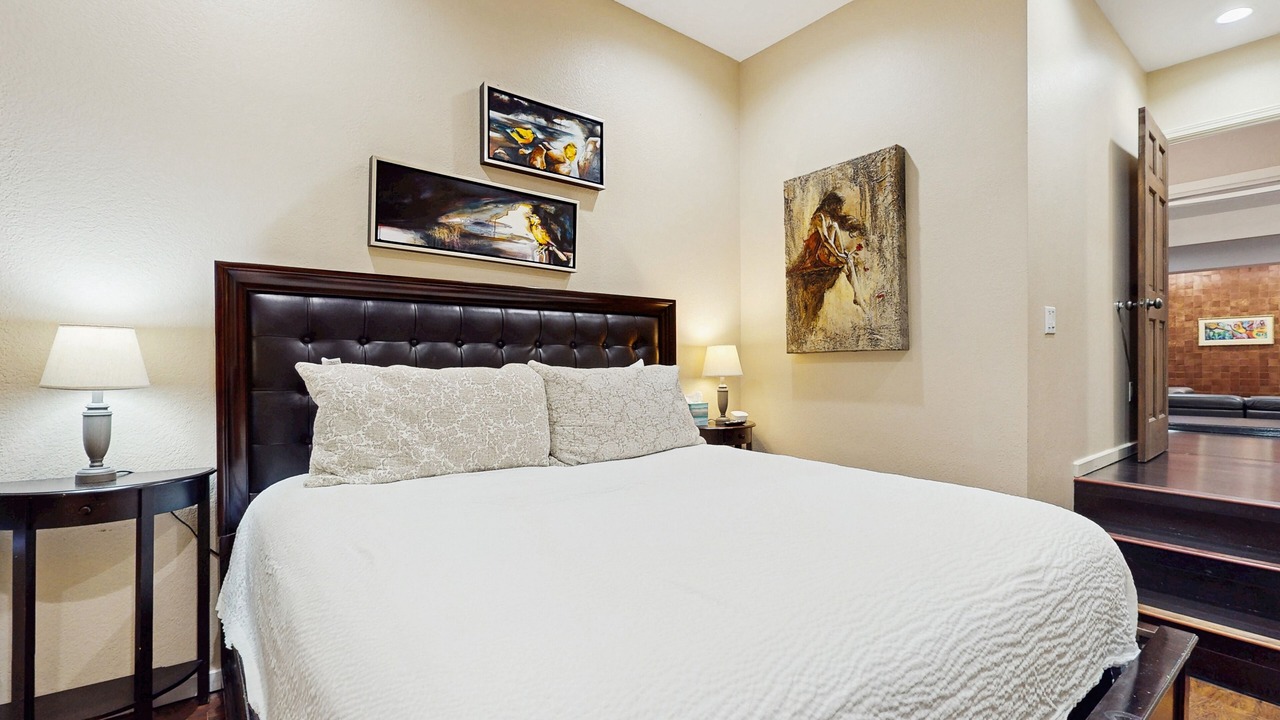 Photo of Bedroom in Baytowne Wharf