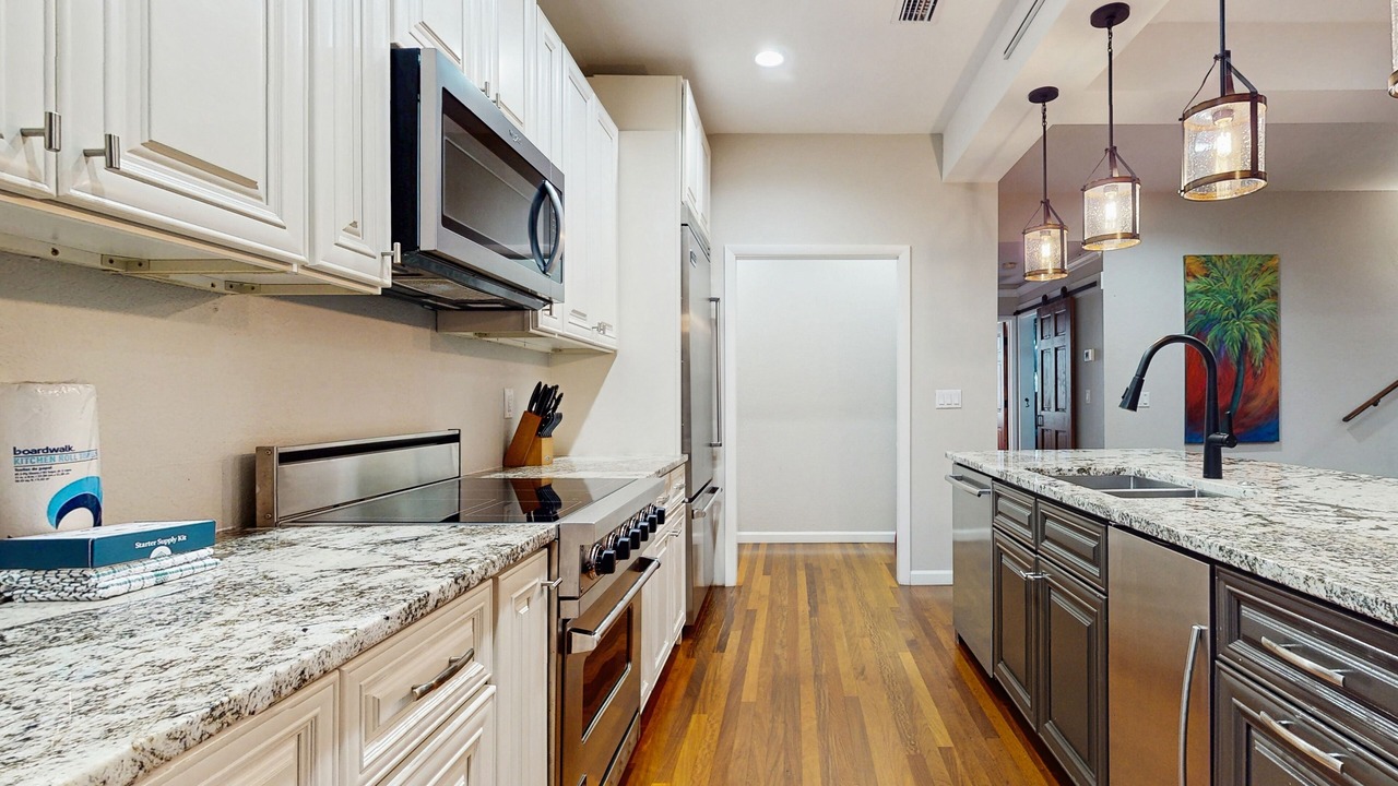 Photo of Kitchen in Baytowne Wharf