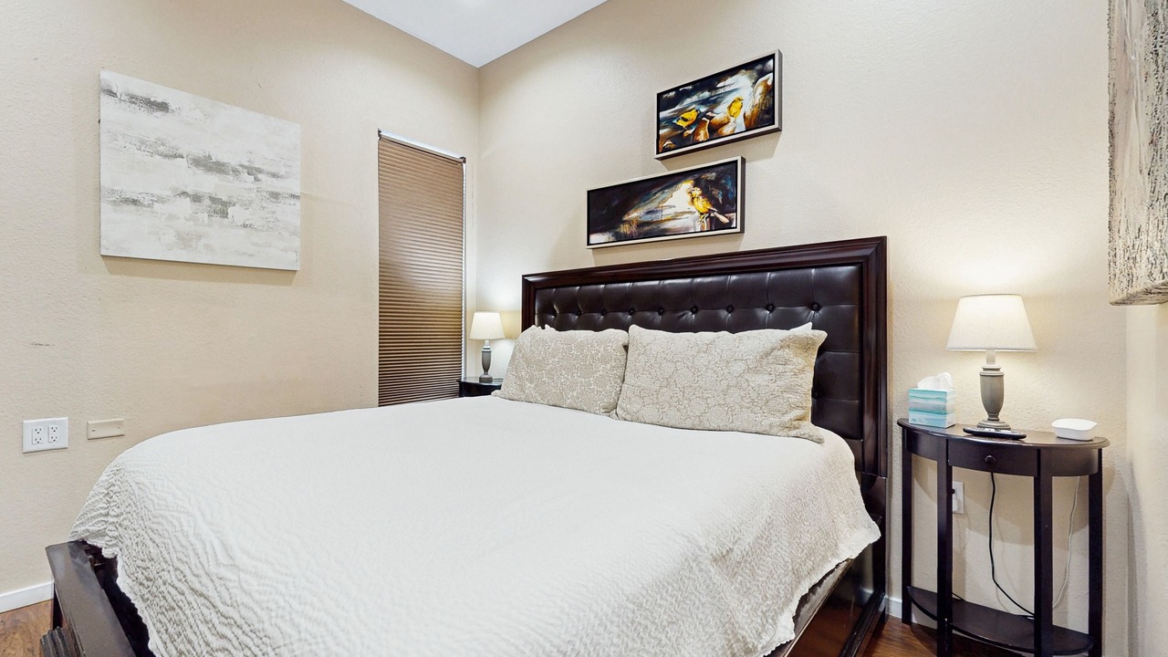 Photo of Bedroom in Baytowne Wharf