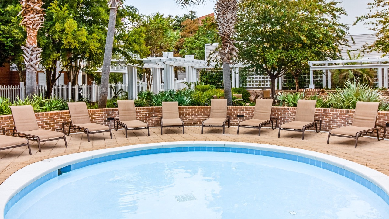 Photo of Outdoor in Baytowne Wharf