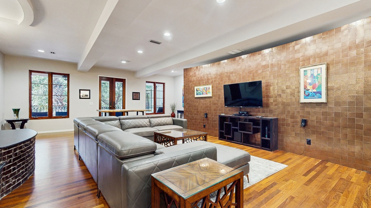 Photo of Livingroom in Baytowne Wharf