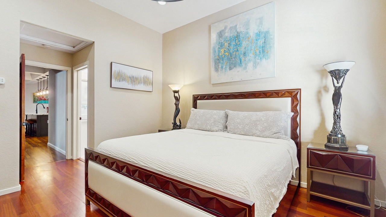 Photo of Bedroom in Baytowne Wharf