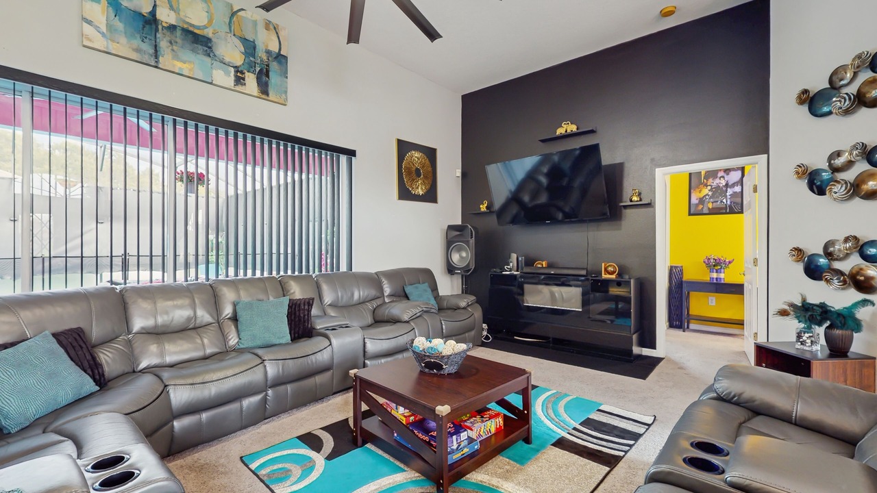 Photo of Livingroom in Ridgewood Lakes