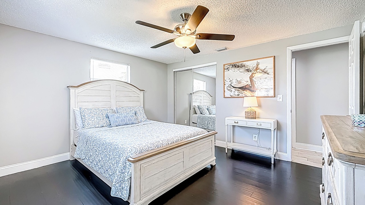Photo of Bedroom in Pinellas Point