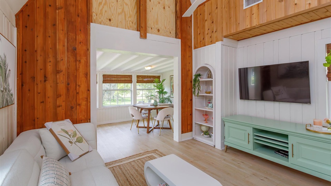 Photo of Livingroom in Vacation Village
