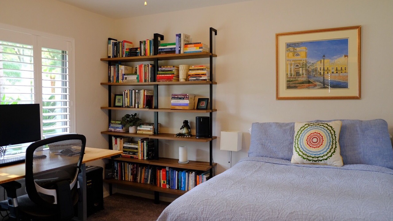 Photo of Bedroom in Haile Plantation