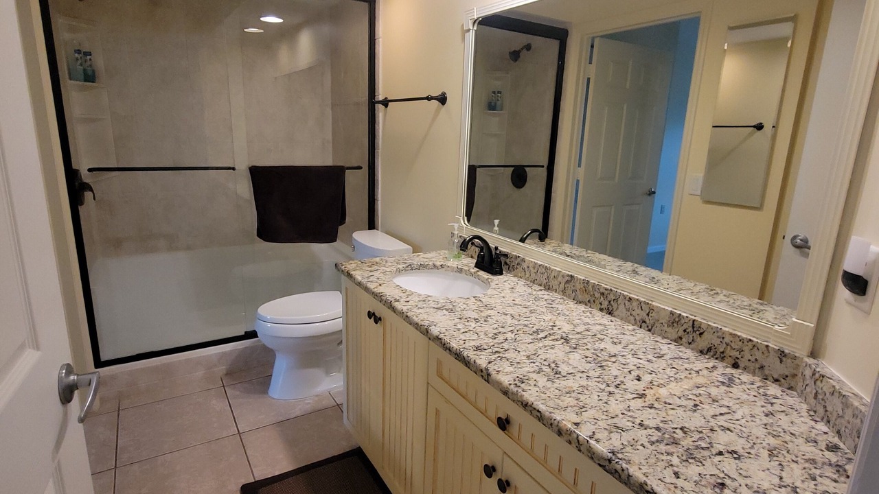 Photo of Bathroom in Fountain Lakes
