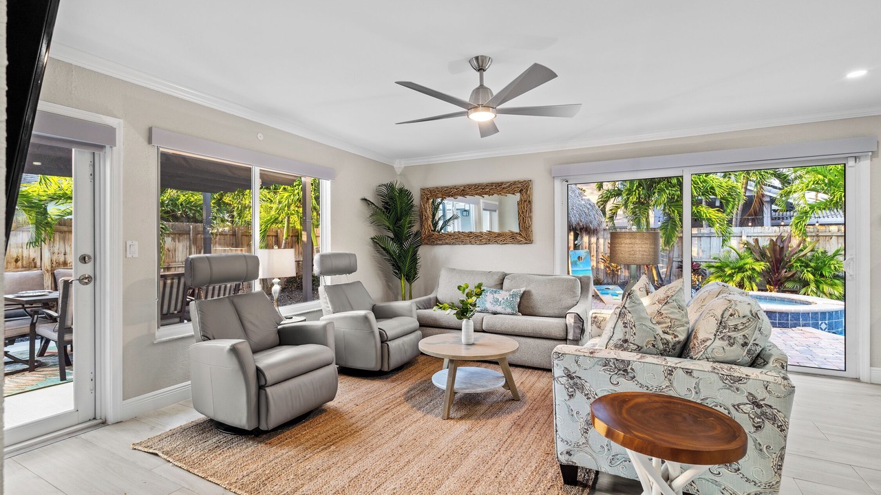 Photo of Livingroom in Deerfield Beach