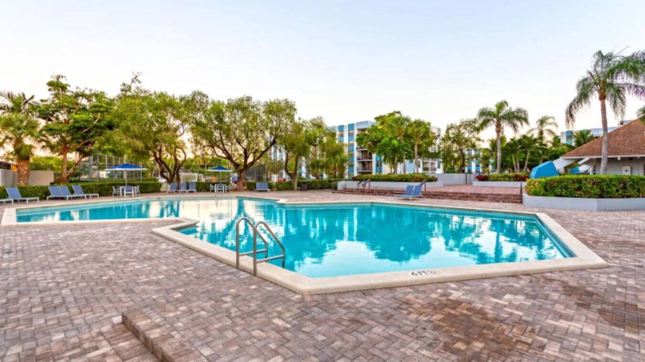 Photo of Outdoor in North Miami