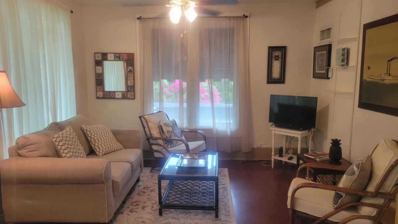 Photo of Livingroom in Southwest Coconut Grove