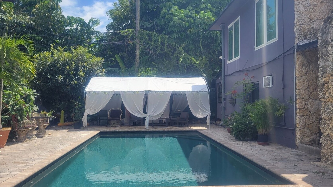 Photo of Outdoor in Southwest Coconut Grove