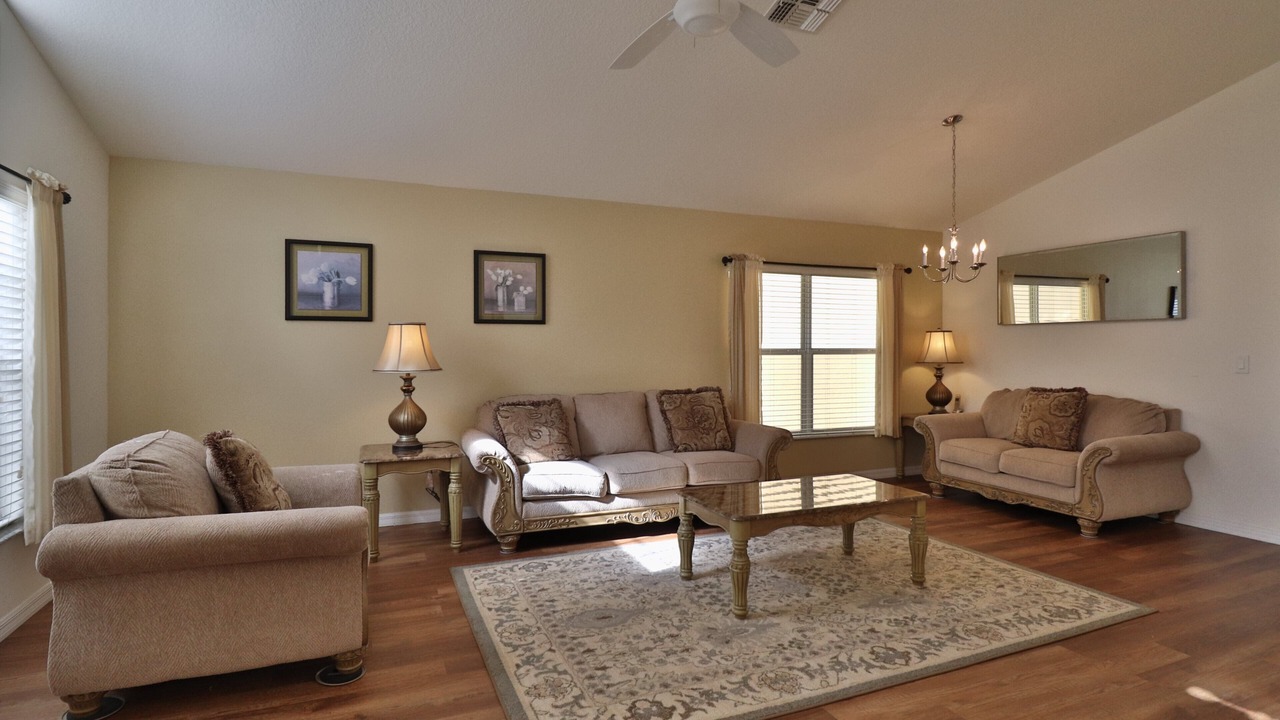 Photo of Livingroom in Watersong