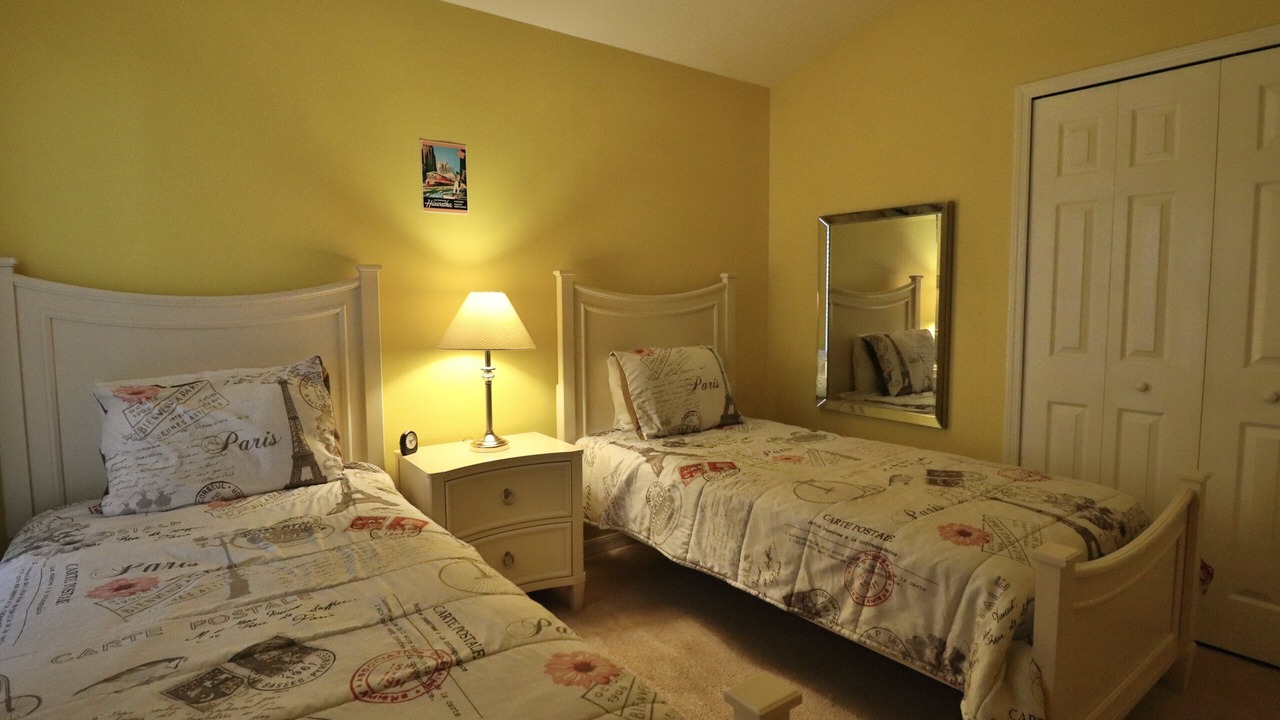 Photo of Bedroom in Watersong
