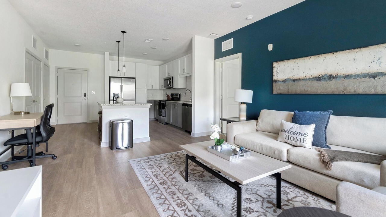 Photo of Livingroom in Jacksonville