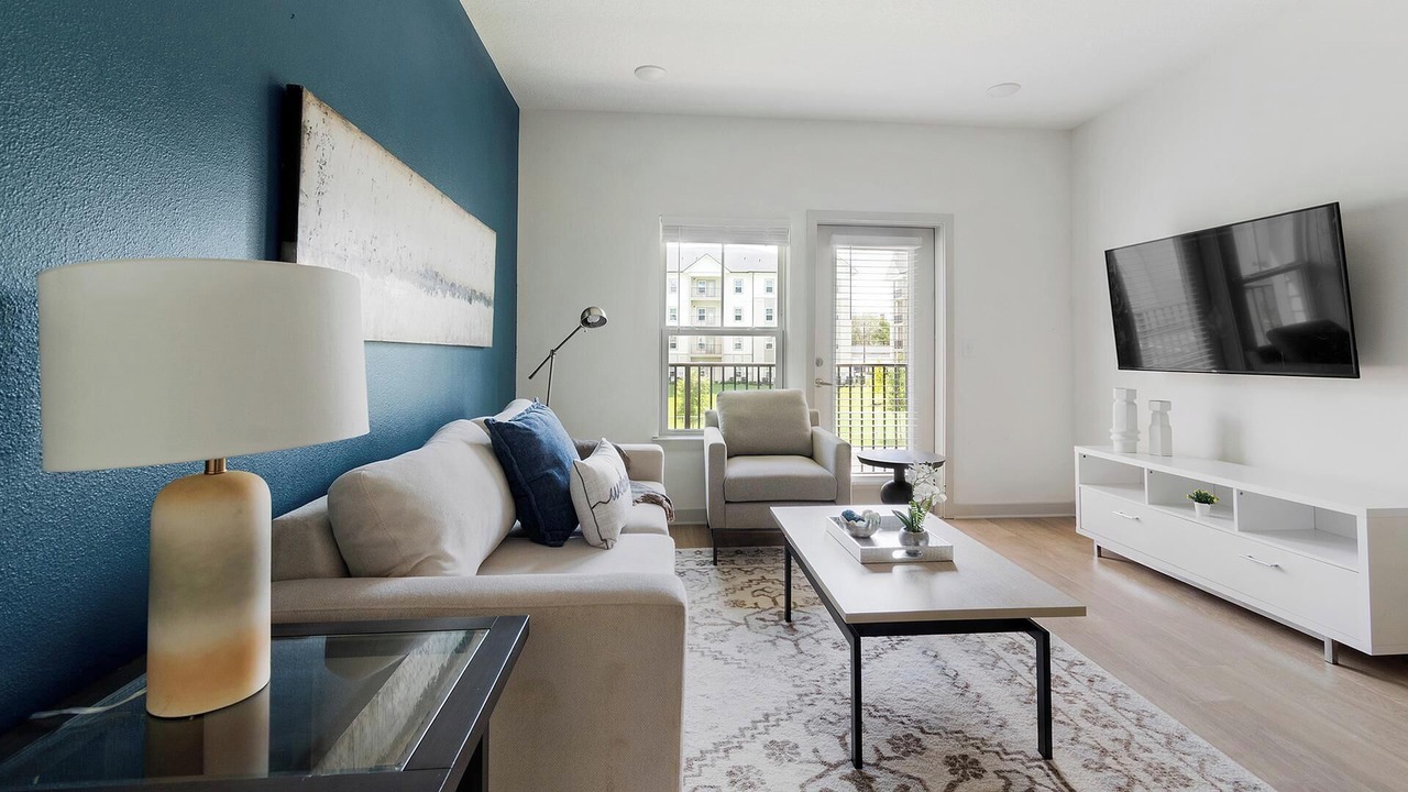 Photo of Livingroom in Jacksonville