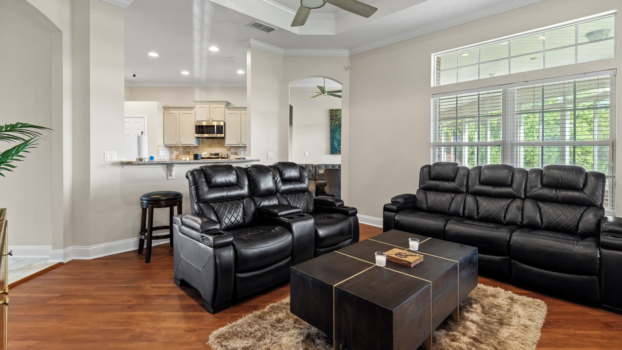 Photo of Livingroom in Northside