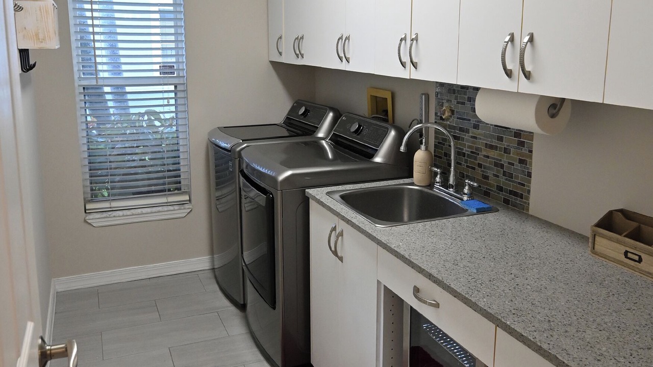 Photo of Kitchen in Equestrian Walk