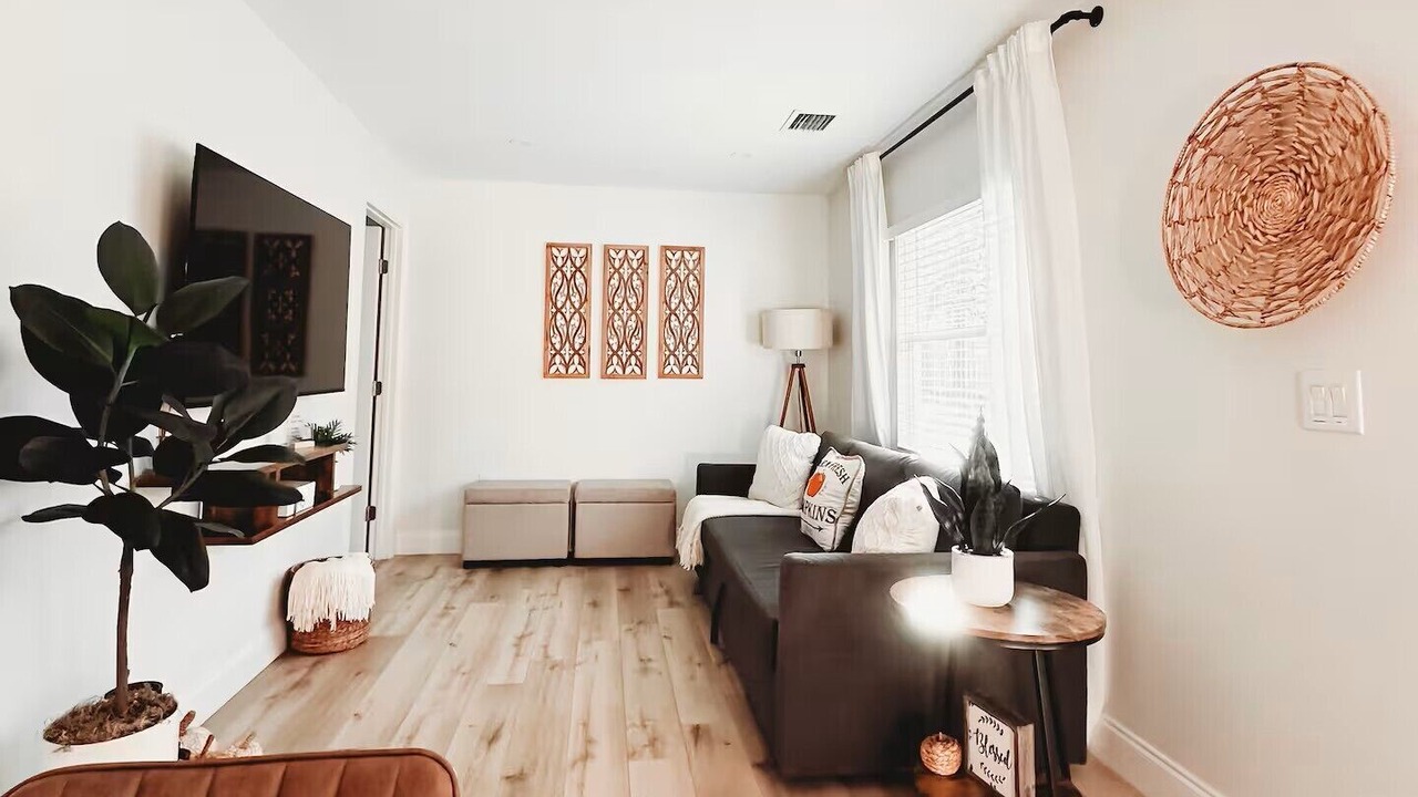 Photo of Livingroom in Branford