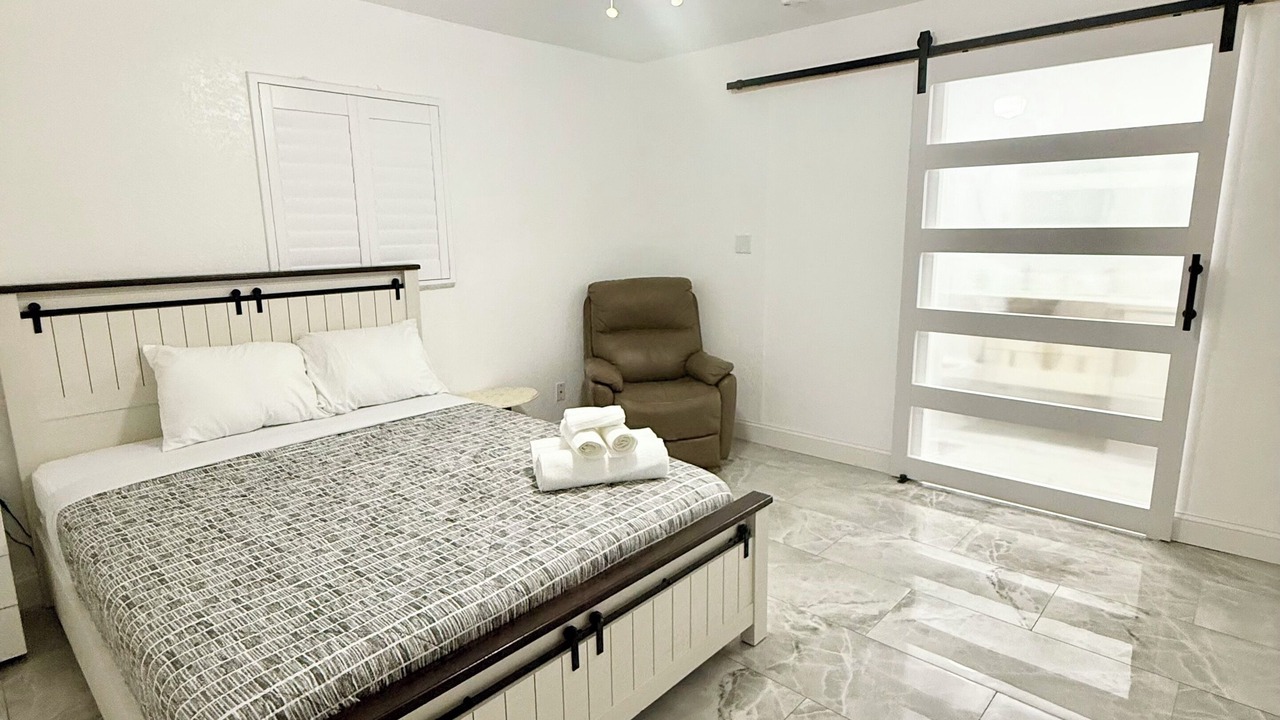 Photo of Bedroom in Shore Acres
