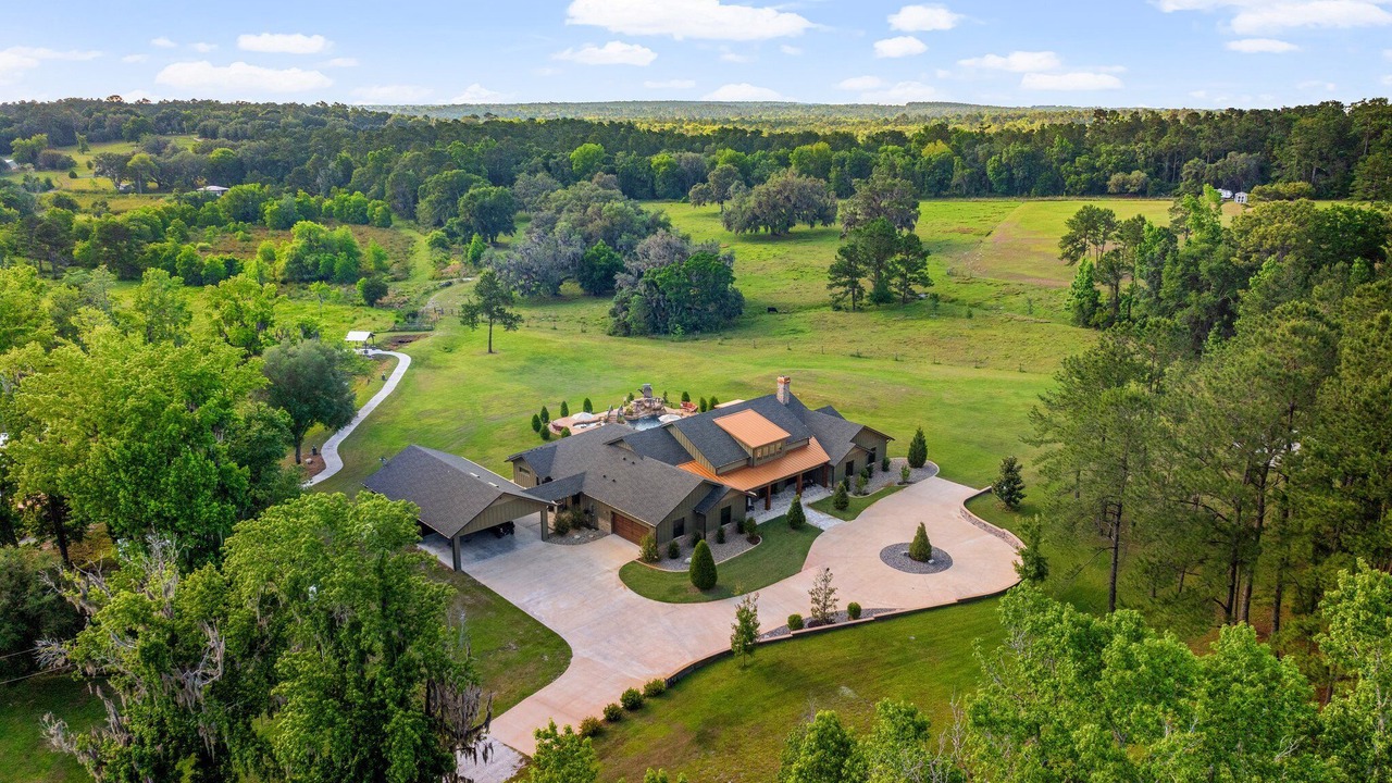 Photo of Outdoor in Brooksville