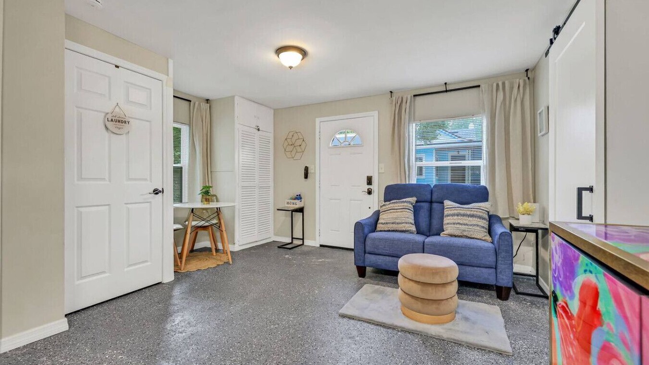 Photo of Livingroom in Fairfax