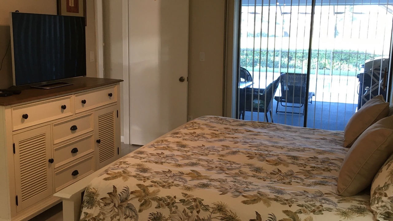 Photo of Bedroom in Lely Golf Estates
