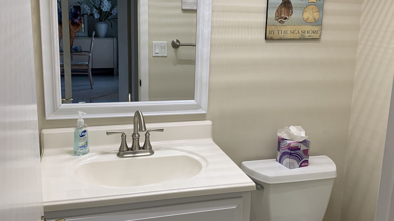 Photo of Bathroom in Lely Golf Estates