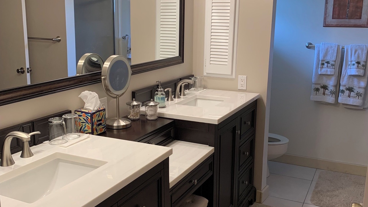 Photo of Bathroom in Lely Golf Estates