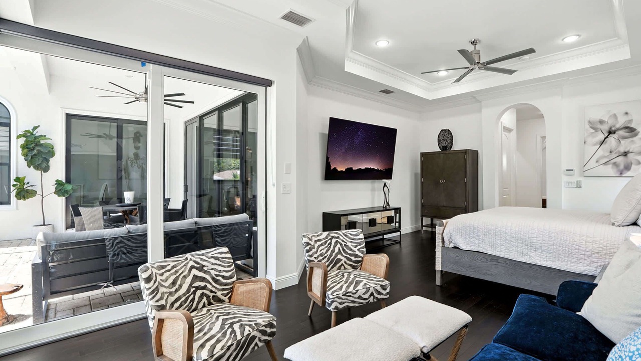 Photo of Bedroom in Connors