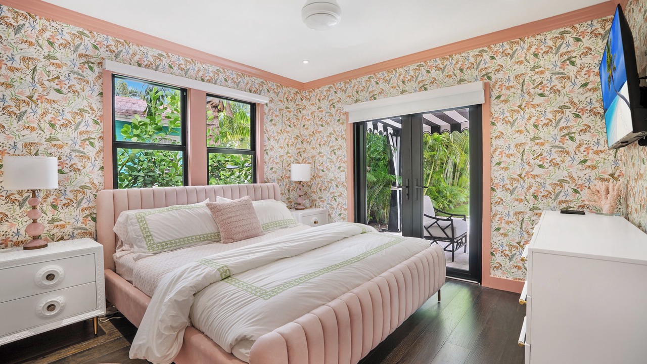 Photo of Bedroom in Flamingo Parks