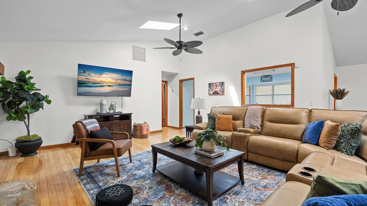 Photo of Livingroom in Gainesville