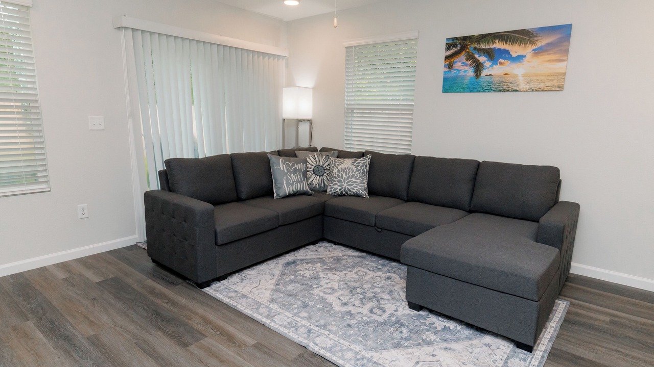 Photo of Livingroom in Northside