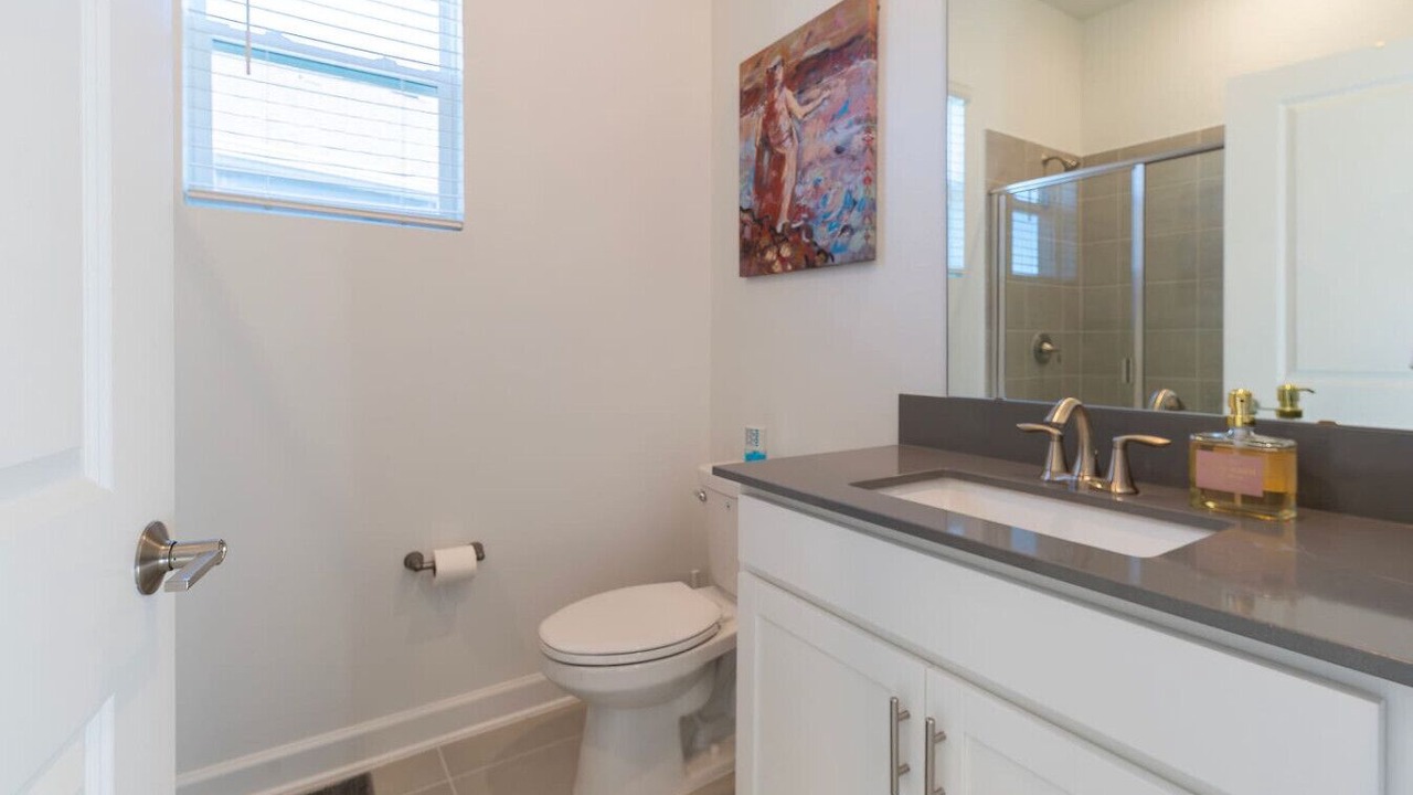 Photo of Bathroom in Winter Garden