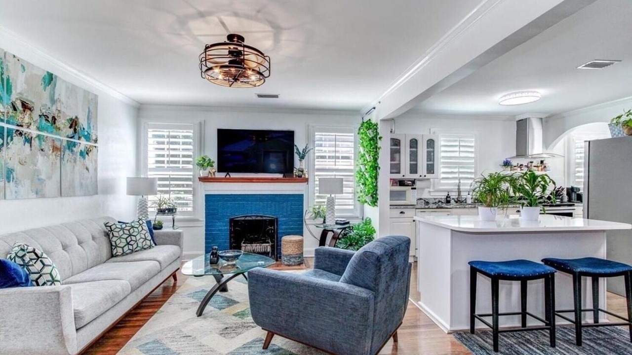 Photo of Livingroom in Fairfax