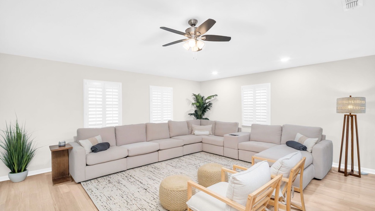Photo of Livingroom in Ozona