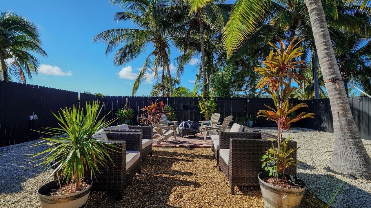 Photo of Patio Balcony in Twin Lakes